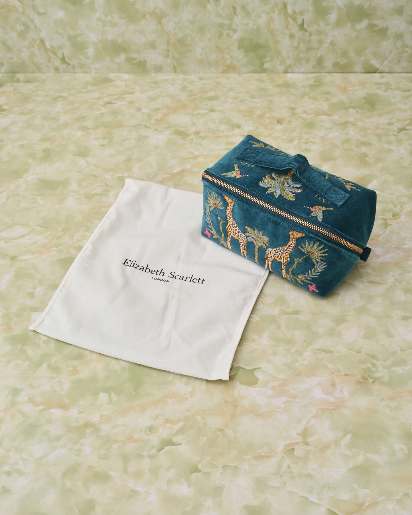 Rich Blue Makeup Bag -Giraffe-