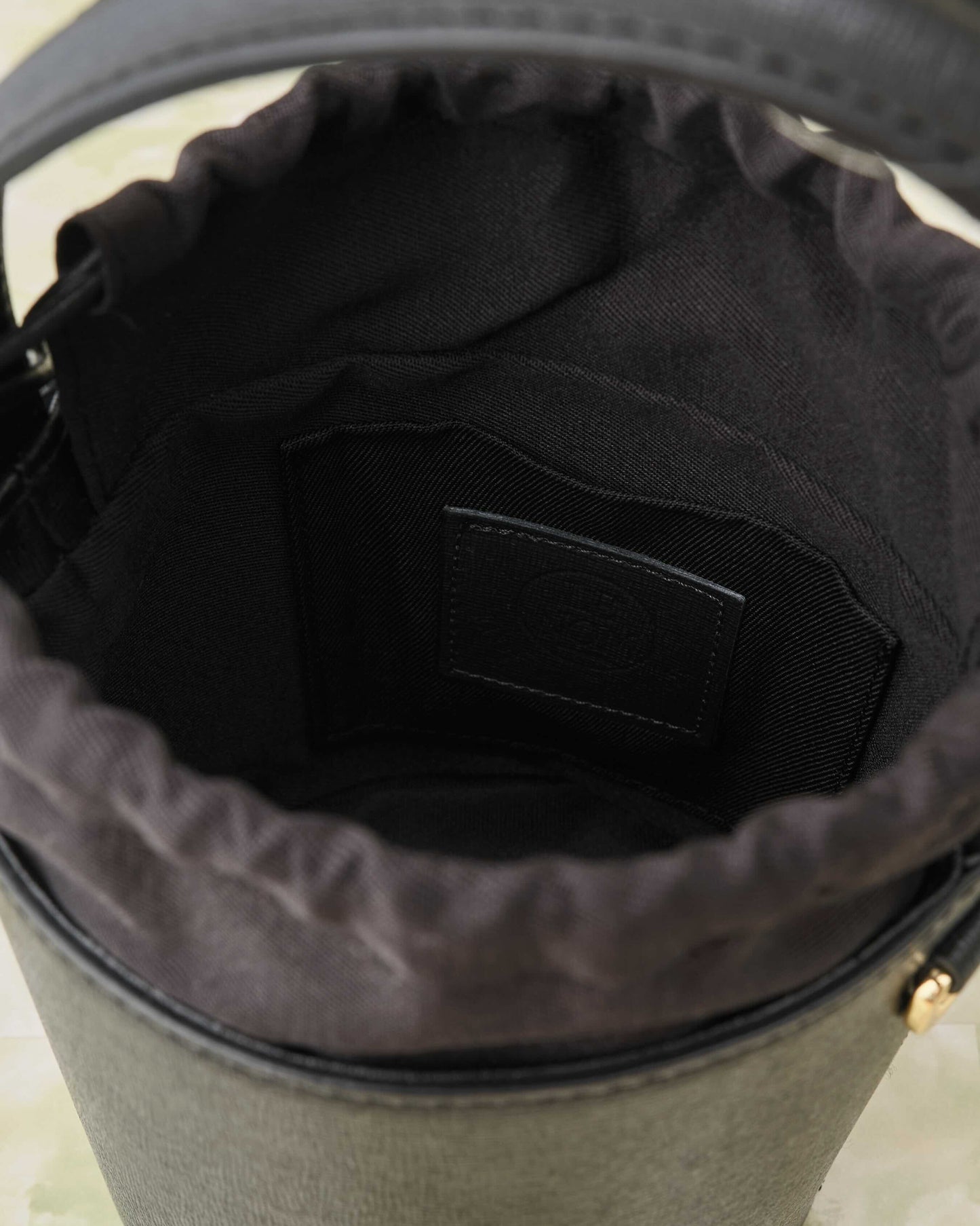 Bucket bag -Hola-