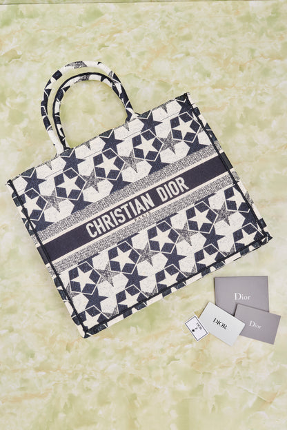 DIOR BOOK　TOTE　ディオール　オブリーク　エンブロイダリー